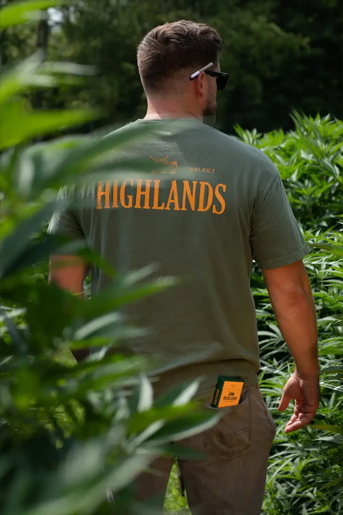 guert-highlands-tee-behind-sized